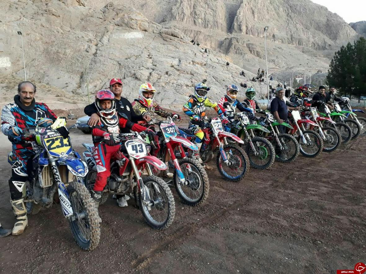 اعزام 12 موتورسوار کرمانی به رقابت های قهرمانی کشور