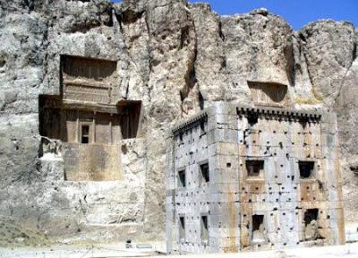 حواشی خوانش یک کتیبه مهم در نقش رستم ، اطلاعات جدید از کتیبه ها در راه است