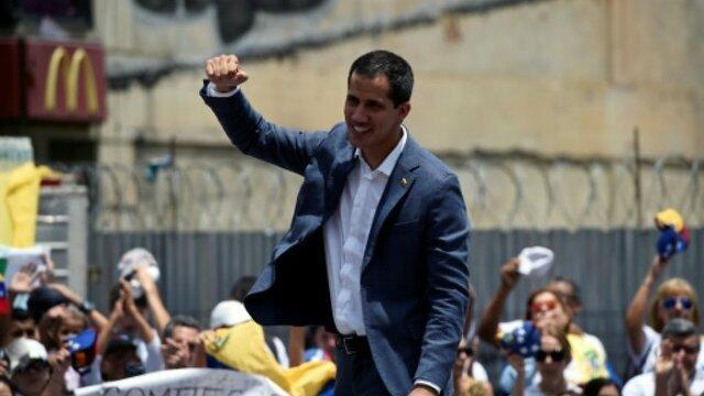 اذعان گوایدو به شکست کودتای اخیر در ونزوئلا