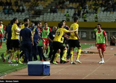 اسماعیل حسن زاده: منتظر گزارش مقامات دیدار سپاهان - پرسپولیس هستیم، در اولین فرصت اقدامات قانونی را انجام می دهیم
