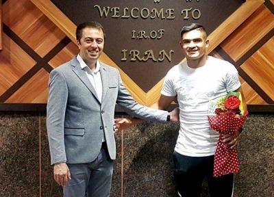 جونیور برای پیوستن به پرسپولیس وارد تهران شد