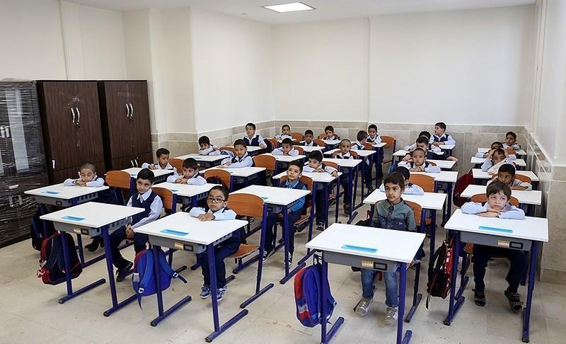 آموزش زبان ترکی در بعضی مدارس آذربایجان شرقی
