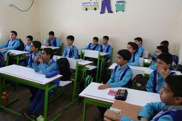 حل مشکل کمبود معلم در هنرستان ها، کلاس خالی در تهران نداریم حل مشکل کمبود معلم در هنرستان ها، کلاس خالی در تهران نداریم