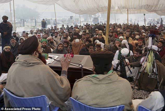 برپایی تظاهرات ضددولتی در پاکستان