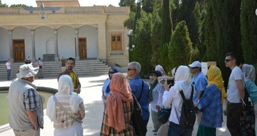 نامه جامعه تورگردانان ایران به شورای عالی امنیت ملی نامه جامعه تورگردانان ایران به شورای عالی امنیت ملی
