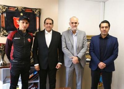 تقدیر سرپرست باشگاه پرسپولیس از گل محمدی و پیروانی