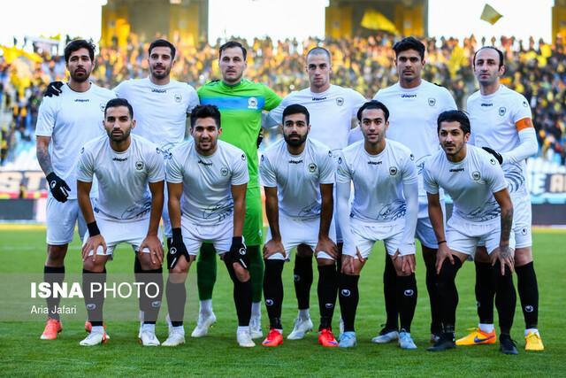 تمرین انفرادی بوشهری ها زیر نظر مربی از راه دور تمرین انفرادی بوشهری ها زیر نظر مربی از راه دور