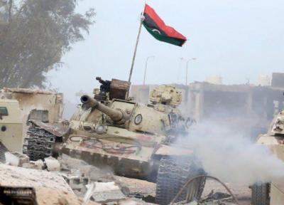 خبرنگاران نیروهای دولت لیبی 102 شبه نظامی حفتر را به اسارت گرفتند