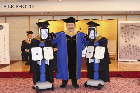 جشن فارغ التحصیلی روباتیک در مالزی