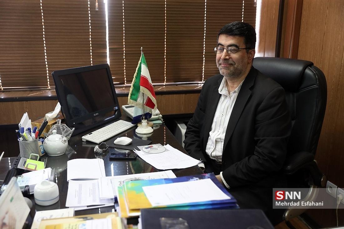 عبداللهی: اساتید در صورت رکود علمی قبل از موعد مقرر بازنشسته عبداللهی: اساتید در صورت رکود علمی قبل از موعد مقرر بازنشسته می شوند