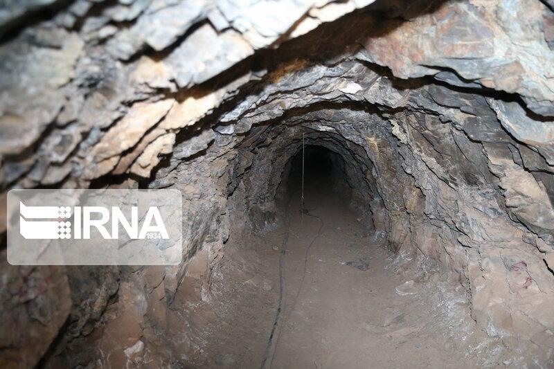 خبرنگاران ریزش تونل در معدن منوجان جان یک نفر را گرفت