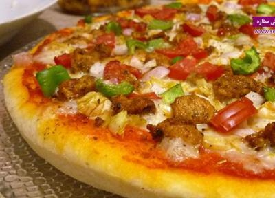 پیتزا تابه ای گوشت و قارچ؛ طرز تهیه پیتزا بدون فر در ماهیتابه