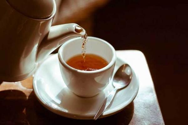 چای داغ با این مواد ترکیب نشود