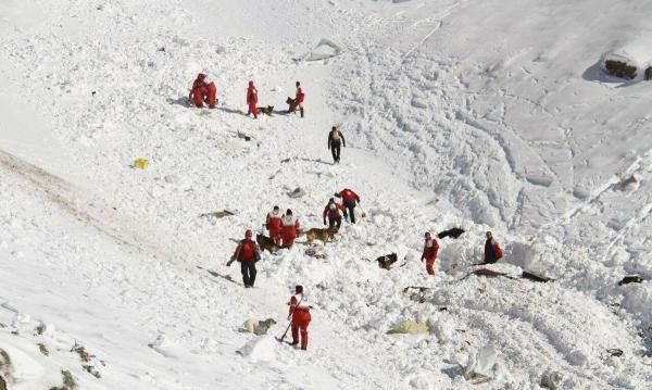 2 کوهنورد پیشکسوت در ارتفاع 4000 متری یخ زدند